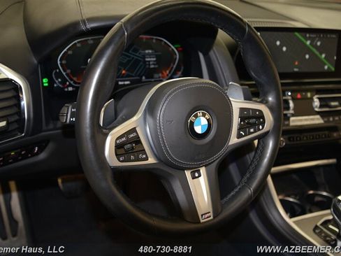 Used 2022 BMW 840i Convertible w/ Driving Assistance Package image 26