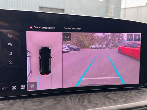 Used 2025 Audi Q5 Premium w/ Convenience Package image 14