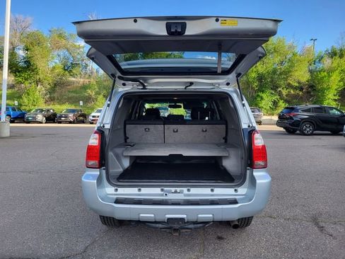 Used 2008 Toyota 4Runner SR5 AWD/4WD image 27