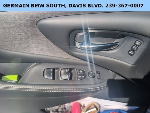 Used 2020 Nissan Murano SL w/ Moonroof Package image 10