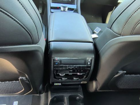 New 2025 Jeep Grand Cherokee L Altitude image 41