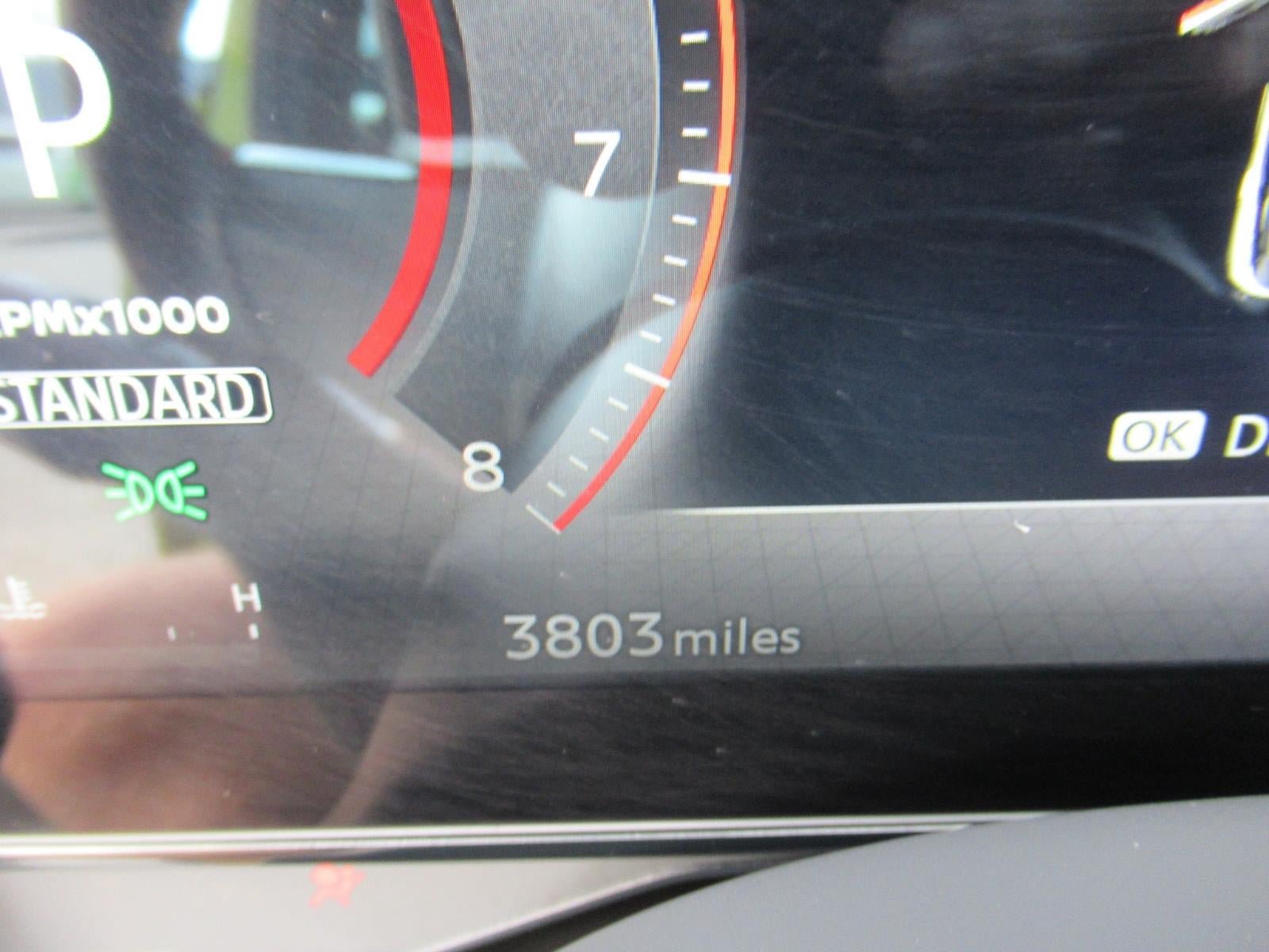 Used 2025 Nissan Kicks SR FWD image 26