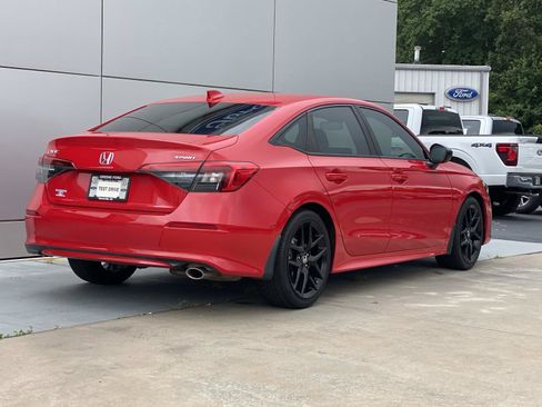 Used 2022 Honda Civic Sport image 4