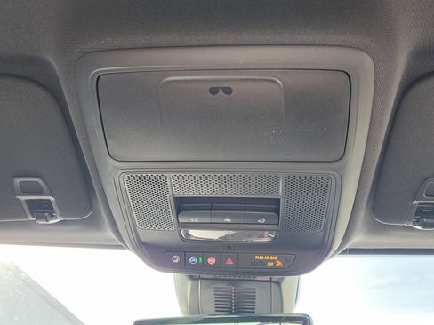 New 2026 GMC Terrain AT4 w/ Convenience Package III image 37