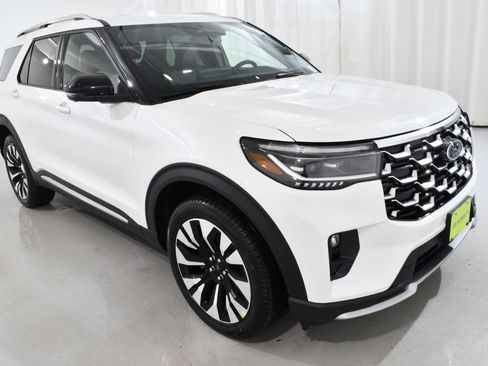 New 2026 Ford Explorer Platinum w/ LUX Leather Package image 5