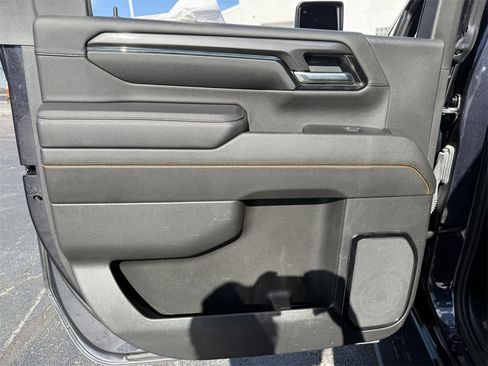 Used 2024 GMC Sierra 2500 AT4 w/ AT4 Preferred Package image 31