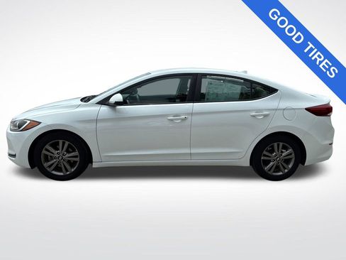Used 2017 Hyundai Elantra SE FWD image 6