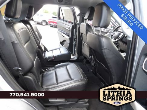 Certified 2023 Ford Explorer XLT w/ Equipment Group 202A RWD image 30