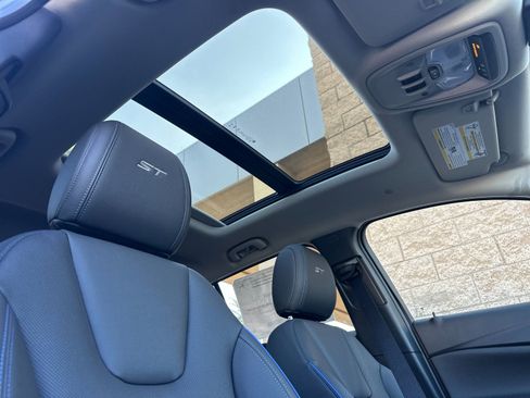 New 2026 Buick Encore GX Sport Touring w/ Comfort Package image 17