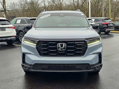 Used 2025 Honda Pilot Black Edition image 4