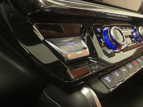 Used 2024 GMC Sierra 2500 Denali Ultimate image 26