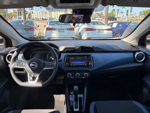 Used 2025 Nissan Versa SV w/ Trunk Package FWD image 31