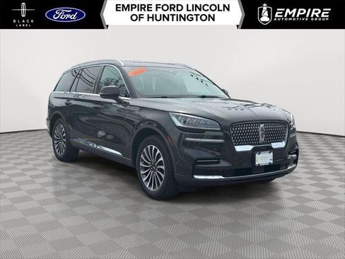 Used 2023 Lincoln Aviator Reserve w/ Elements Package Plus AWD/4WD image 1