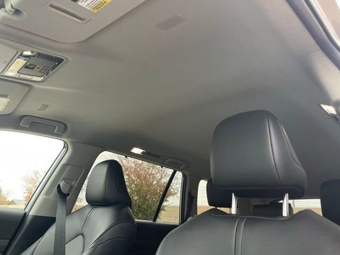 Used 2025 Toyota Grand Highlander FWD image 12