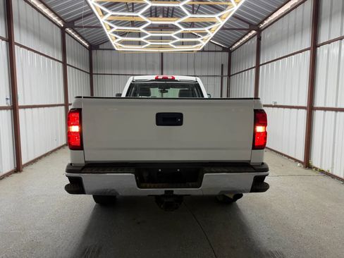 Used 2017 Chevrolet Silverado 2500 W/T AWD/4WD image 5