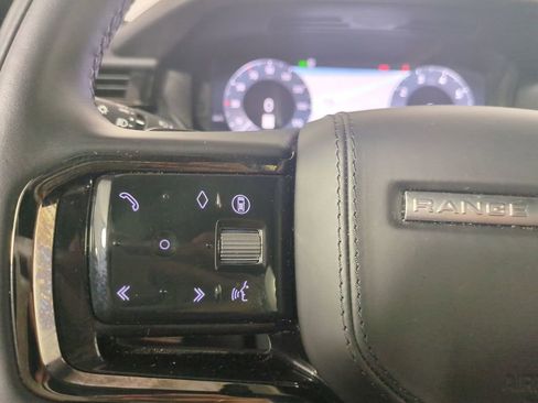 Used 2025 Land Rover Range Rover Velar Dynamic SE image 32