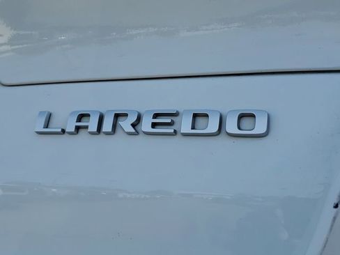 Certified 2025 Jeep Grand Cherokee L Laredo image 9