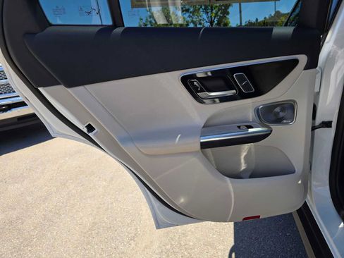 Used 2026 Mercedes-Benz GLC 300 4MATIC image 15