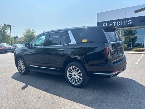 Used 2023 Cadillac Escalade Premium Luxury AWD/4WD image 8
