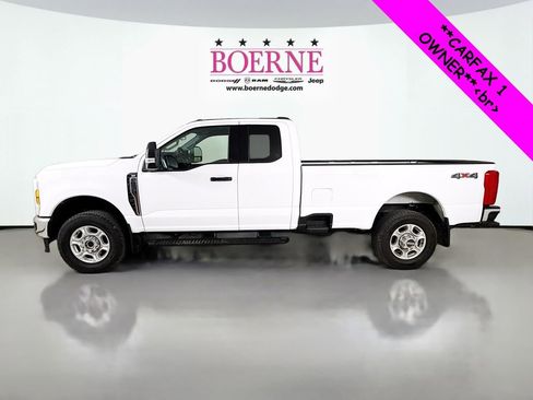 Used 2025 Ford F350 XLT image 4