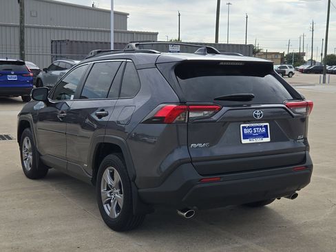 Used 2024 Toyota RAV4 XLE w/ Convenience Package AWD/4WD image 6
