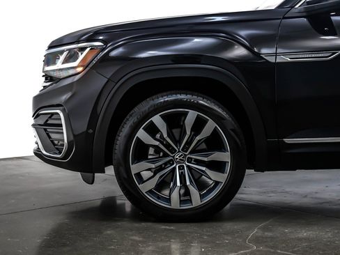 Used 2023 Volkswagen Atlas Cross Sport SEL Premium R-Line image 9