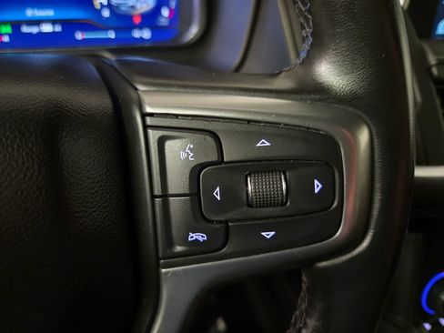 Used 2023 Chevrolet Suburban Premier RWD image 20