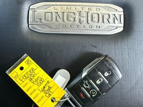 Used 2021 RAM 1500 Limited w/ Body Color Bumper Group AWD/4WD image 37