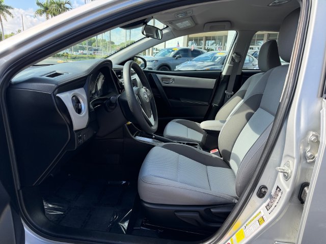 Certified 2019 Toyota Corolla LE FWD image 9