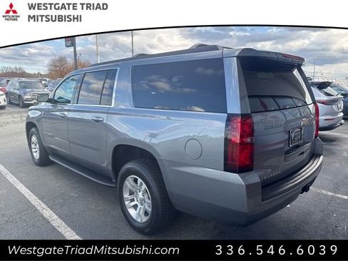 Used 2020 Chevrolet Suburban LT image 8