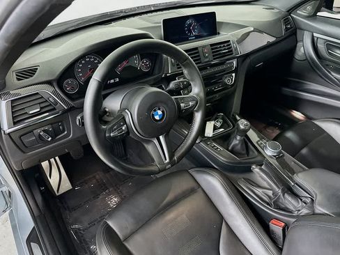 Used 2017 BMW M3 RWD image 2