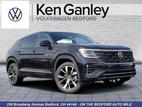 New 2026 Volkswagen Atlas Cross Sport SEL Premium R-Line AWD/4WD image 1