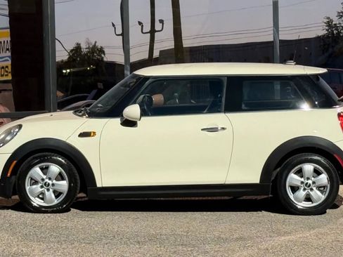 Used 2015 MINI Cooper 2-Door Hardtop image 5