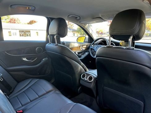 Used 2016 Mercedes-Benz C 300 Sedan image 24