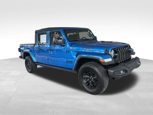 Used 2022 Jeep Gladiator Willys image 2