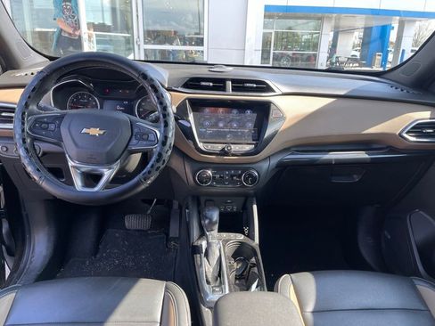 Used 2021 Chevrolet TrailBlazer ACTIV w/ Sun and Liftgate Package image 11