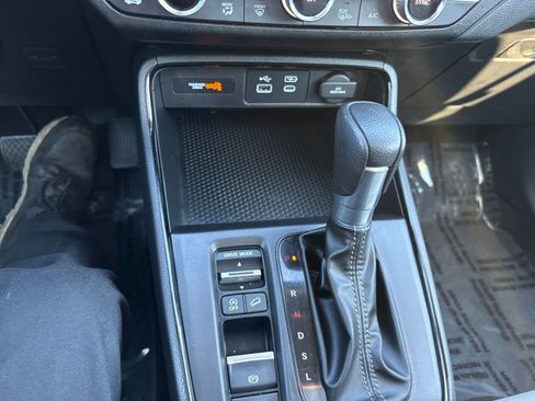 Used 2025 Honda CR-V EX image 18