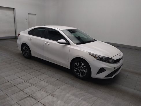 Used 2023 Kia Forte LXS FWD image 11