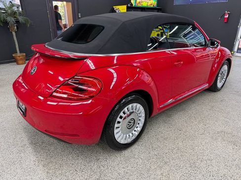 Used 2014 Volkswagen Beetle 1.8T FWD image 5