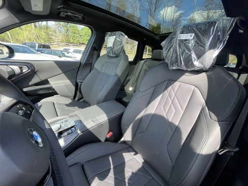 New 2026 BMW X3 xDrive30 w/ Premium Package AWD/4WD image 9