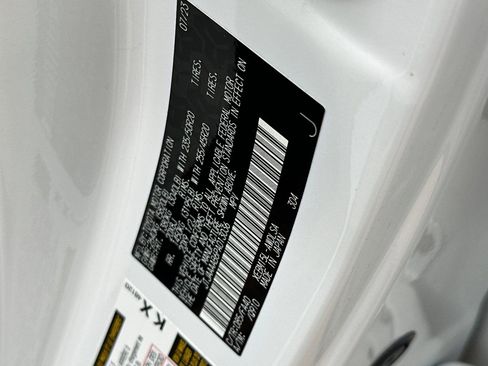 Used 2023 Lexus RZ 450e Premium image 37