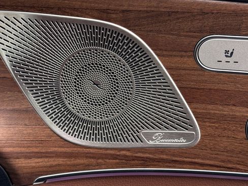 New 2025 Mercedes-Benz GLS 450 4MATIC image 6