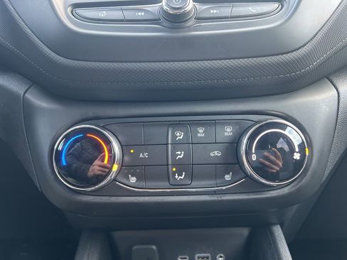 Used 2023 Chevrolet TrailBlazer LT image 20