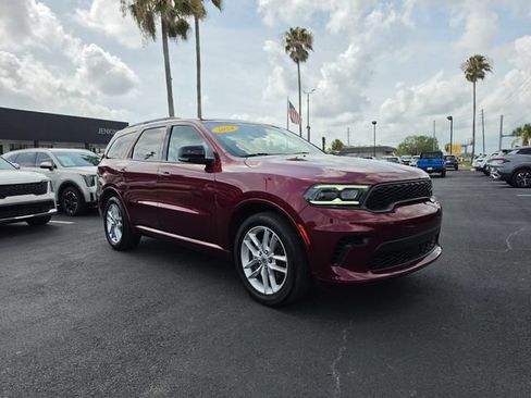 Used 2024 Dodge Durango GT RWD image 1
