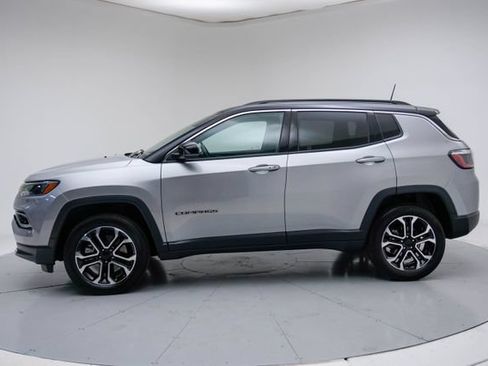 Used 2023 Jeep Compass Limited w/ Sun and Sound Group AWD/4WD image 25