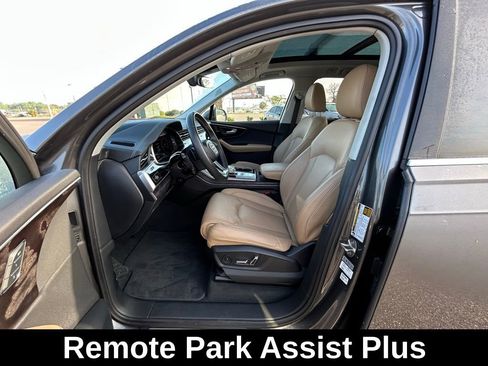 Used 2025 Audi Q7 3.0T Prestige image 16