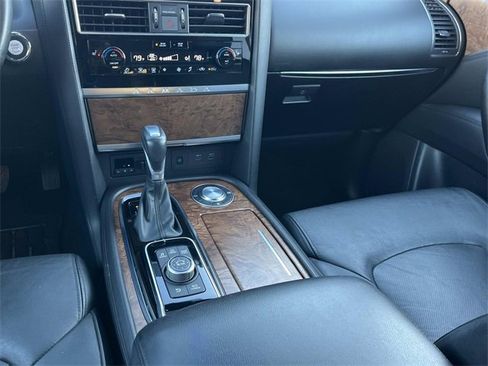 Used 2023 Nissan Armada SL image 18