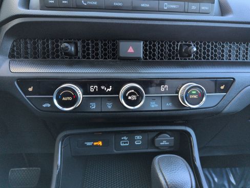 Certified 2024 Honda CR-V EX image 21