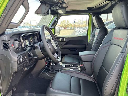 New 2026 Jeep Wrangler Unlimited Rubicon AWD/4WD image 13