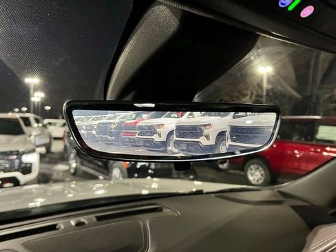 Used 2022 Chevrolet Tahoe High Country image 39